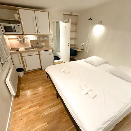 Cozy In Paris's Latin Quarter Apartment *